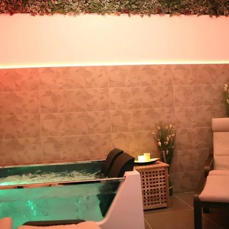 Apartment In Mit Grill, Garten Und Whirlpool
