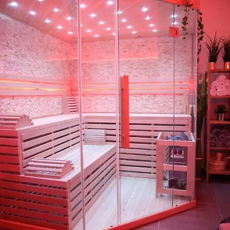 Apartment In Mit Grill, Garten Und Whirlpool *